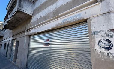 Local en Lanús Este