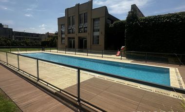 DEPARTAMENTO TRIPLEX 3 AMBIENTES TERRAZA PROPIA COCHERA FLORIDA