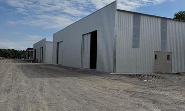 ALQUILER DE GALPONES EN PREDIO CERRADO,   Av. Valparaiso al 8.000