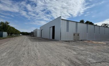 ALQUILER DE GALPONES EN PREDIO CERRADO,   Av. Valparaiso al 8.000