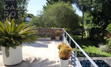 Excelente casa en zona residencial