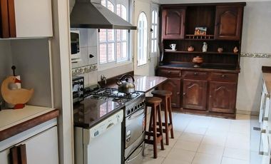 Chalet centrico una cuadra estación