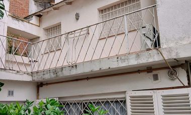 Chalet centrico una cuadra estación