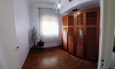 Chalet centrico una cuadra estación