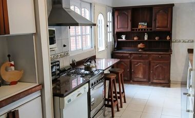 Chalet centrico una cuadra estación