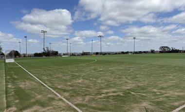 Terreno en  Venta de 1.000m2 en Barrio San Sebastián (Escobar), FRENTE a la LAGUNA , en AREA 1