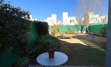 Duplex AMOBLADO Patagonia Village 2 dormitorios, Valle Escondido disponible 1ro mayo 26