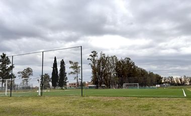 OPORTUNIDAD VENTA - Casa en barrio Santa Sofía - Pilar del Este