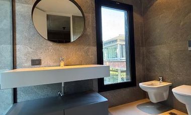 Casa a estrenar 4 ambientes Bº Rumenco Joven