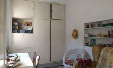 CHALET EN EXCELENTE UBICACION RESIDENCIAL A METROS DEL CENTRO COMERCIAL