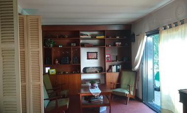 CHALET EN EXCELENTE UBICACION RESIDENCIAL A METROS DEL CENTRO COMERCIAL