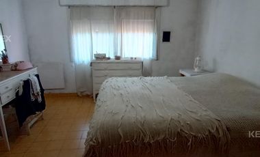 Venta Casa y Locales - Zelaya - Pilar