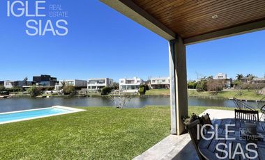 Casa en alquiler  al lago en Los Alisos, Nordelta