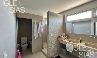 Casa en alquiler  al lago en Los Alisos, Nordelta