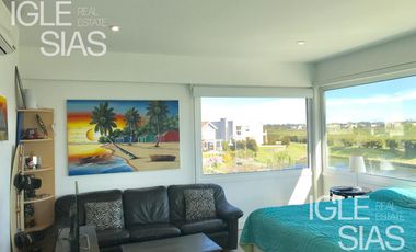 Casa en alquiler  al lago en Los Alisos, Nordelta