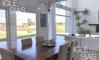 Casa en alquiler  al lago en Los Alisos, Nordelta