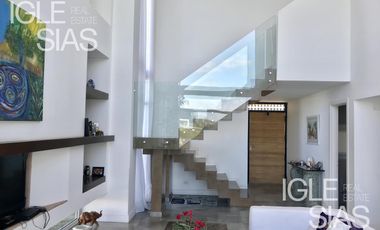 Casa en alquiler  al lago en Los Alisos, Nordelta