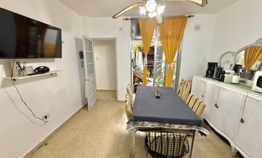 Casa de 3 dormitorios con terraza exclusiva y cochera en Pichincha