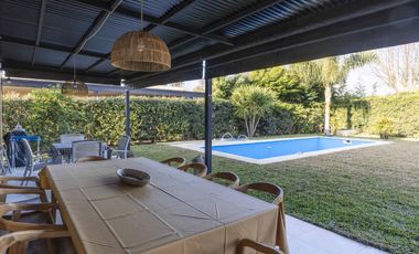 Casa en Venta, 5 Ambientes, en Barrio Haras de Santa Maria, Loma Verde, Escobar, GBA Norte