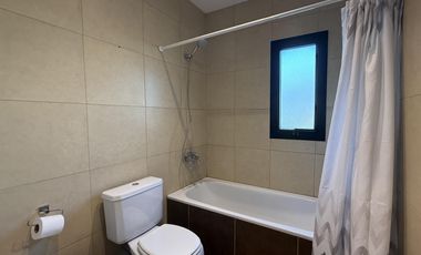 Casa en Venta, 5 Ambientes, en Barrio Haras de Santa Maria, Loma Verde, Escobar, GBA Norte