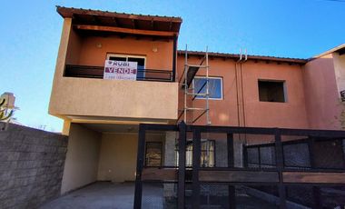 Casa en  Loteo Manso, Plottier.