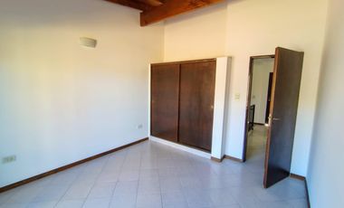 Casa en  Loteo Manso, Plottier.