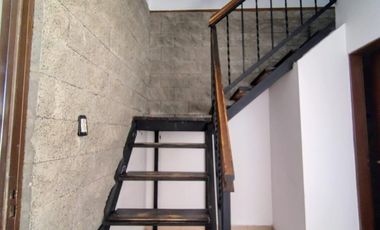 Casa en  Loteo Manso, Plottier.