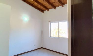 Casa en  Loteo Manso, Plottier.