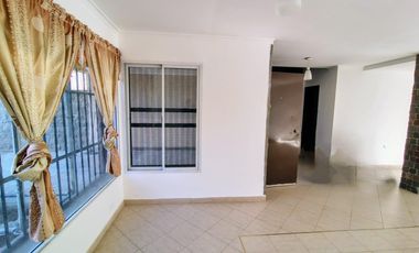 Casa en  Loteo Manso, Plottier.