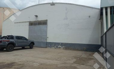 ALQUILER Nave Industrial - Pte. Perón y Misiones - Allen