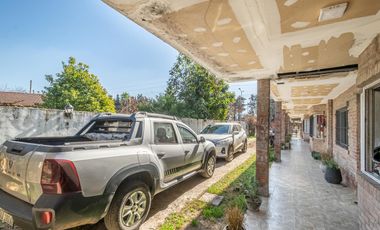 Casa Venta 6 dúplex multifamiliar renta o empresa de oficinas, oportunidad Permuta en la costa