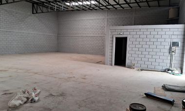 Galpón en Venta en los Los Boulevares. 300 m2