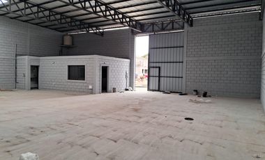 Galpón en Venta en los Los Boulevares. 300 m2