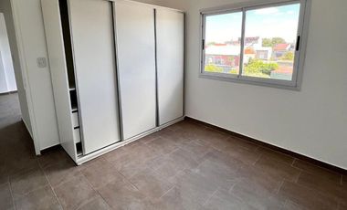 Departamento  tres ambientes - Villa Bosch