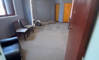 Casa 5 amb con cochera y local