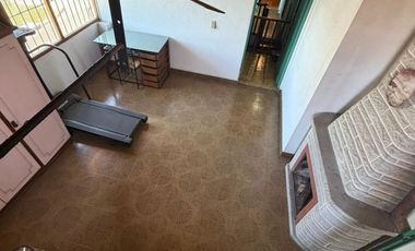 Casa 5 amb con cochera y local