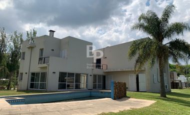 CASA en ALTOS DEL SAUCE - Irlanda & Pje Belgica
