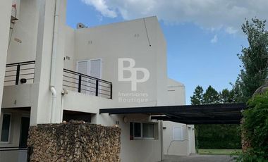 CASA en ALTOS DEL SAUCE - Irlanda & Pje Belgica