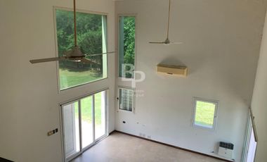CASA en ALTOS DEL SAUCE - Irlanda & Pje Belgica