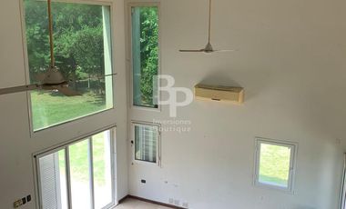 CASA en ALTOS DEL SAUCE - Irlanda & Pje Belgica