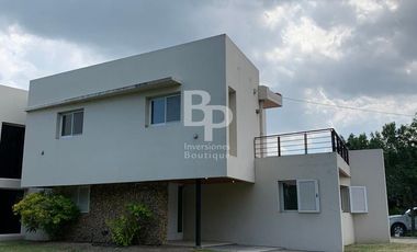 CASA en ALTOS DEL SAUCE - Irlanda & Pje Belgica