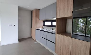 Departamento 2 ambientes en venta en San Isidro