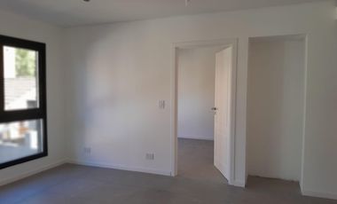 Departamento 2 ambientes en venta en San Isidro