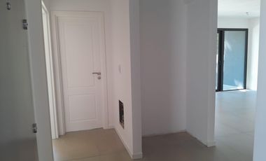 Departamento 2 ambientes en venta en San Isidro