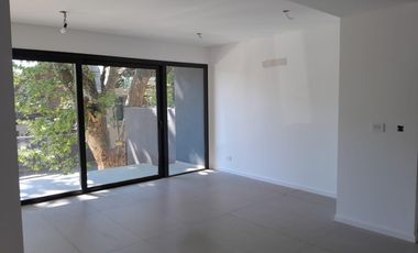 Departamento 2 ambientes en venta en San Isidro