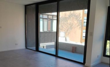 Departamento 2 ambientes en venta en San Isidro