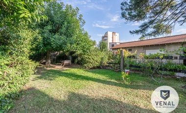 Venta Casa en Campa centro ¡Oportunidad! 6 ambientes 2 dormitorios cochera ¡Apto Crédito!