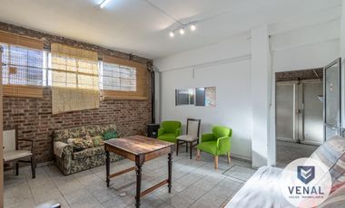 Venta Casa en Campa centro ¡Oportunidad! 6 ambientes 2 dormitorios cochera ¡Apto Crédito!