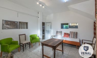 Venta Casa en Campa centro ¡Oportunidad! 6 ambientes 2 dormitorios cochera ¡Apto Crédito!