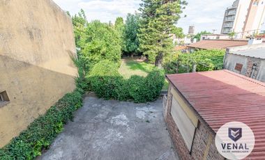 Venta Casa en Campa centro ¡Oportunidad! 6 ambientes 2 dormitorios cochera ¡Apto Crédito!